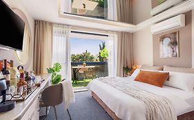 Is Hotel